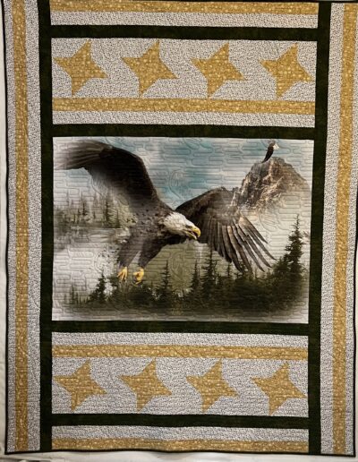 Quilt with eagle.